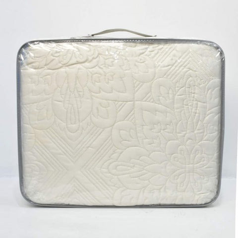 White Ultra Quality Bedspread Set