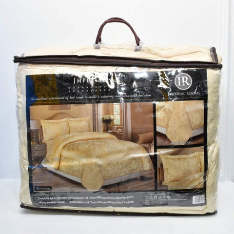 Cream Cozy Bedspread Set