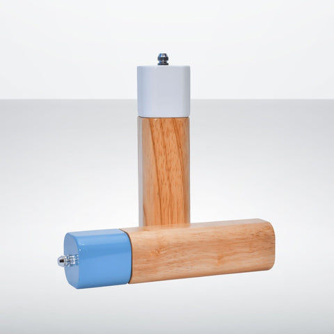 Tessie And Jessie Classic Salt and Pepper Mill