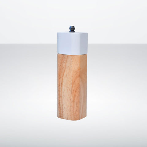 Tessie And Jessie Classic Salt and Pepper Mill