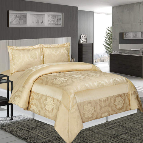 Cream Cozy Bedspread Set