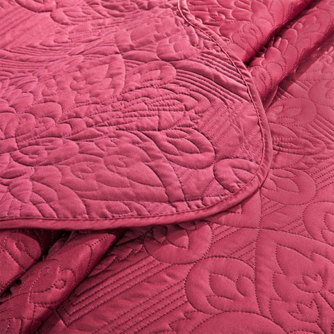 Burgundy Jacquard Bedspread Set