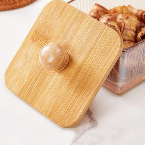 2pcs Glass Bowls Arranged in Wooden Tray