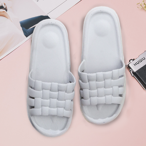 Male Slipper- Square Pebble Adult