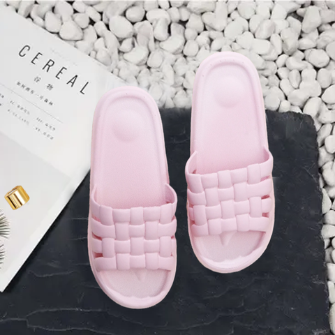 Square Pebble Adult Female Slipper