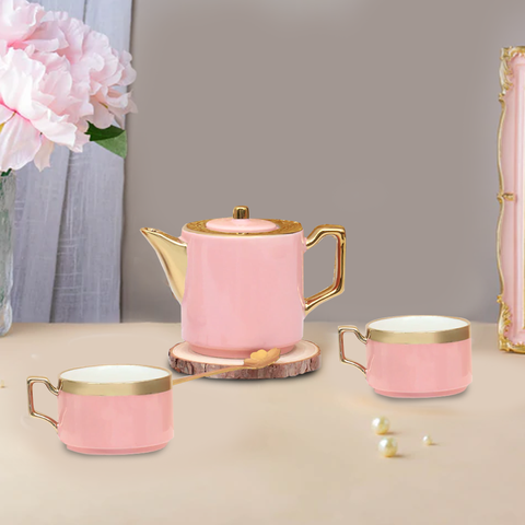 Snoopy Stackable Tea Pot Set And Gold Rimmed Cups