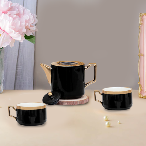 Snoopy Stackable Tea Pot Set And Gold Rimmed Cups