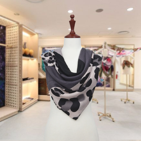 Classic Latest Design Cashmere Scarf