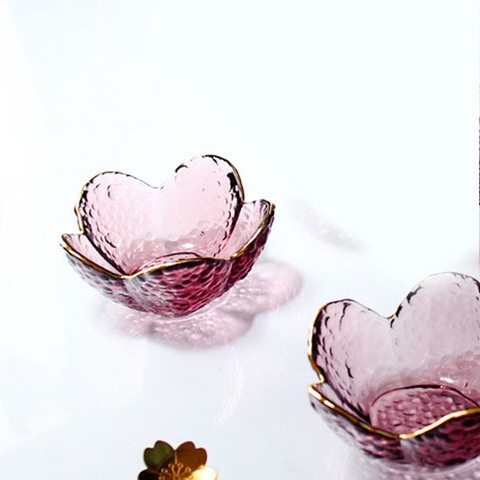 Lily Glass Sauce Bowl