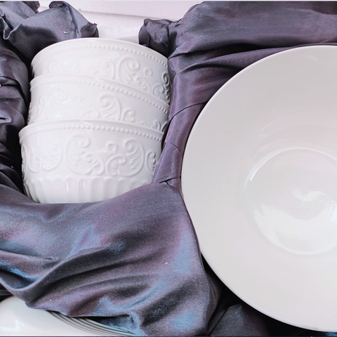 14Pcs Embossed Floral Ceramic Soup Bowls with Spoons