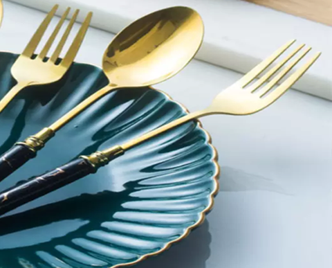 4Pcs Gold And Black Cutlery Set