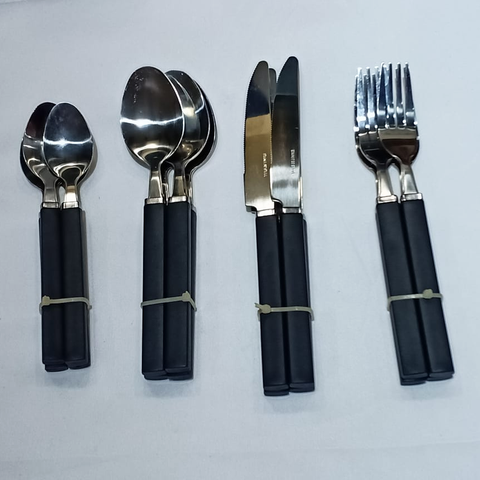 16Pcs Silver And Black Cutlery Set