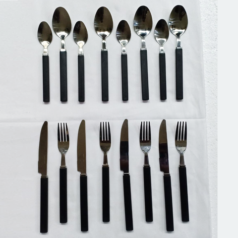 16Pcs Silver And Black Cutlery Set