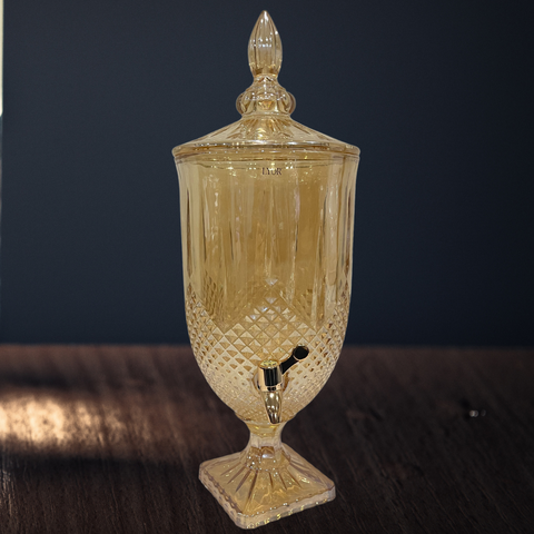 Exquisite Beverage Dispenser